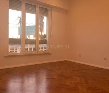 Algés, Lisbon - Photo 1