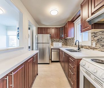 For Lease - 22 Hazelglen Court, Brampton, Ontario - Photo 5