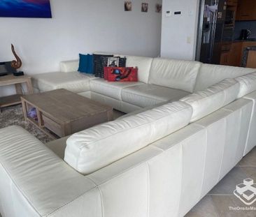 Executive Waterfront Apartment â Lifestyle, Location & Luxury - Photo 4