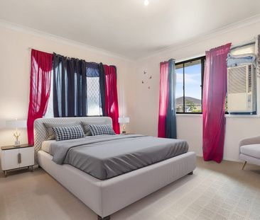 Spacious, Freshly Updated Family Home in Convenient Location - Photo 4