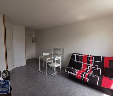 Location Appartement 1 pièce 19m² CHAMBERY 73000 - Photo 2