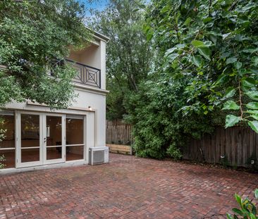 5 Sweyn St, Balwyn North VIC 3104 - Townhouse For Rent | Domain - Photo 5