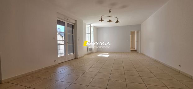 Location Appartement 3 pièces 81m² - Photo 1