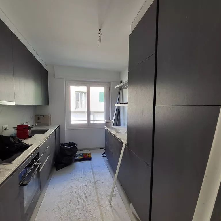 Appartements complétement renovés de 4.5 pcs dans un quartier calme - Foto 1