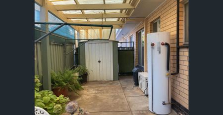 2 Bedroom Unit on the Linear Park - Photo 4