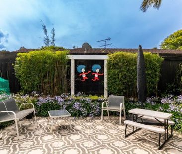 Family home in Hillpark - Photo 5