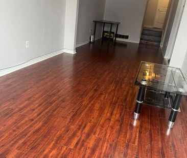 7 Forsythia Road #Upper - Photo 4