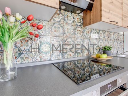 Pronájem bytu 1+kk 38 m2 - Fotografie 4