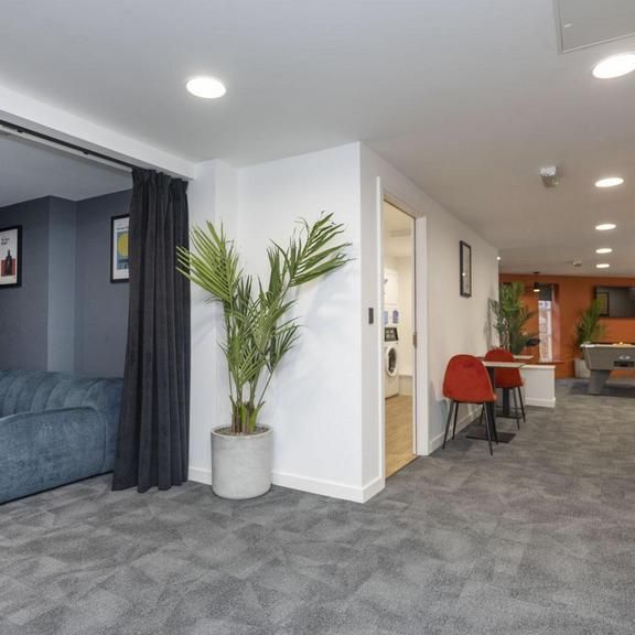 1 bedroom in a flat share to rent - Photo 1