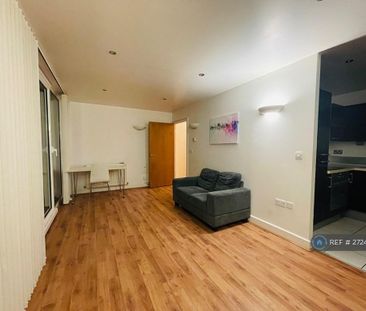 1 bedroom flat to rent - Photo 4