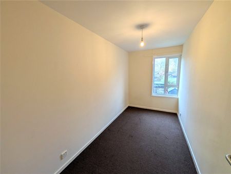 3 Bedroom House To Rent - Photo 5
