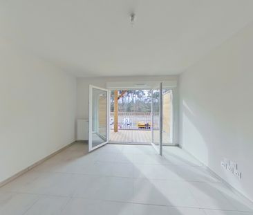 Location Appartement 2 pièces 41m² GUJAN MESTRAS 33470 - Photo 1