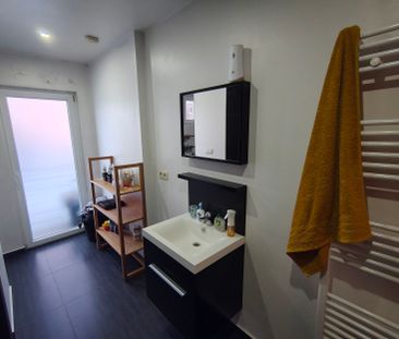 Eén slaapkamer appartement in het centrum van Aalst. - Photo 4