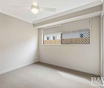 Family Brick Home! - Photo 3