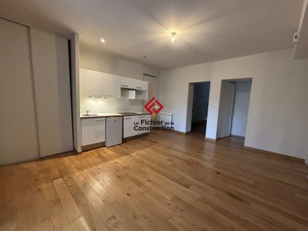 Location Appartement 3 pièces 52m² LA TRONCHE 38700 - Photo 4