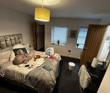 Headingley Mount, - Photo 3