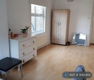 5 bedroom terraced house to rent - Photo 2