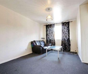 Celadon Close, Enfield, Middlesex, EN3 - Photo 4