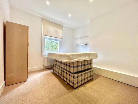 4 bedroom house to rent - Photo 3