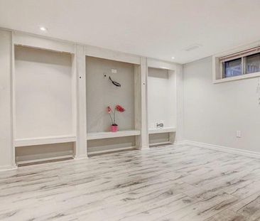 For Lease - 21 Alice Crescent, Toronto, Ontario - Photo 5