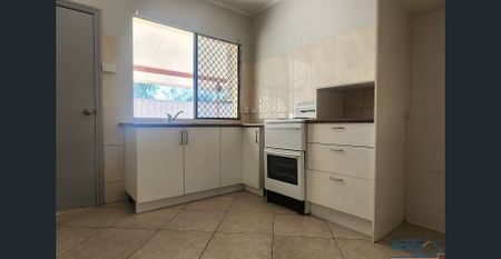 Neat Unit on Noakes - Photo 5