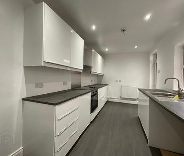 31 Woodvale Road, Belfast, BT13 3BN - Photo 2