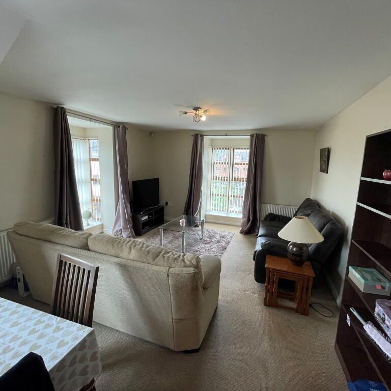 92 Redwood Grove, Dunmurry, BT17 9RN - Photo 1