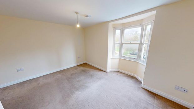 5 bedroom flat to rent - Photo 1