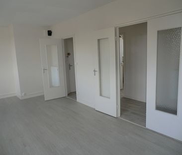 Appartement 73.5 m² - 4 Pièces - Bourges - Photo 4