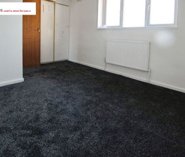 Edinburgh Avenue, Walsall - Photo 1