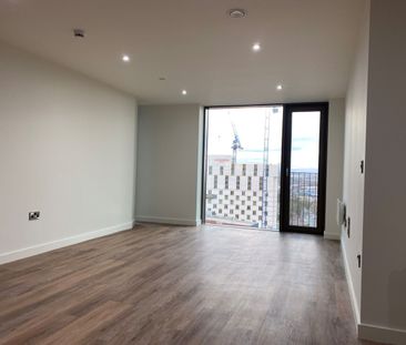 2 Bed Flat, Oxygen Tower, M1 - Photo 4