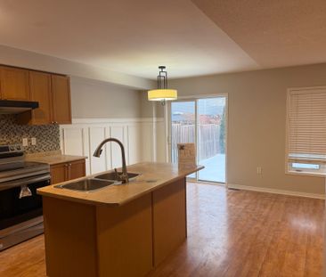 For Lease - 114 Bettina Place, Whitby, Ontario - Photo 5