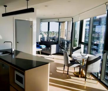 Studio-2-21507 - Photo 1