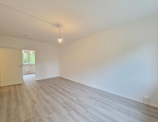 ** 1. NKM geschenkt*! ** Beziehen Sie Ihre neue 3-Zimmer-Wohnung in ländlicher Umgebung! - Photo 1