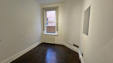 3 bedroom ground floor maisonette to rent - Photo 3