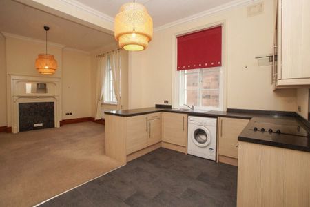 Flat in Citadel House, City Centre, Carlisle - Photo 5