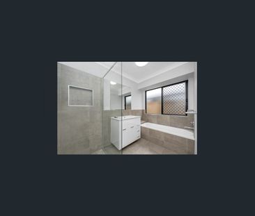 Modern 4-Bedroom Home with Space & Style - Photo 4
