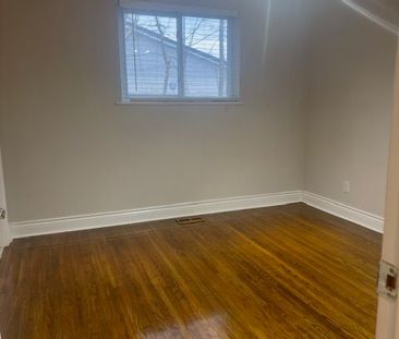 For Lease - 695 Annland Street, Pickering, Ontario - Photo 5