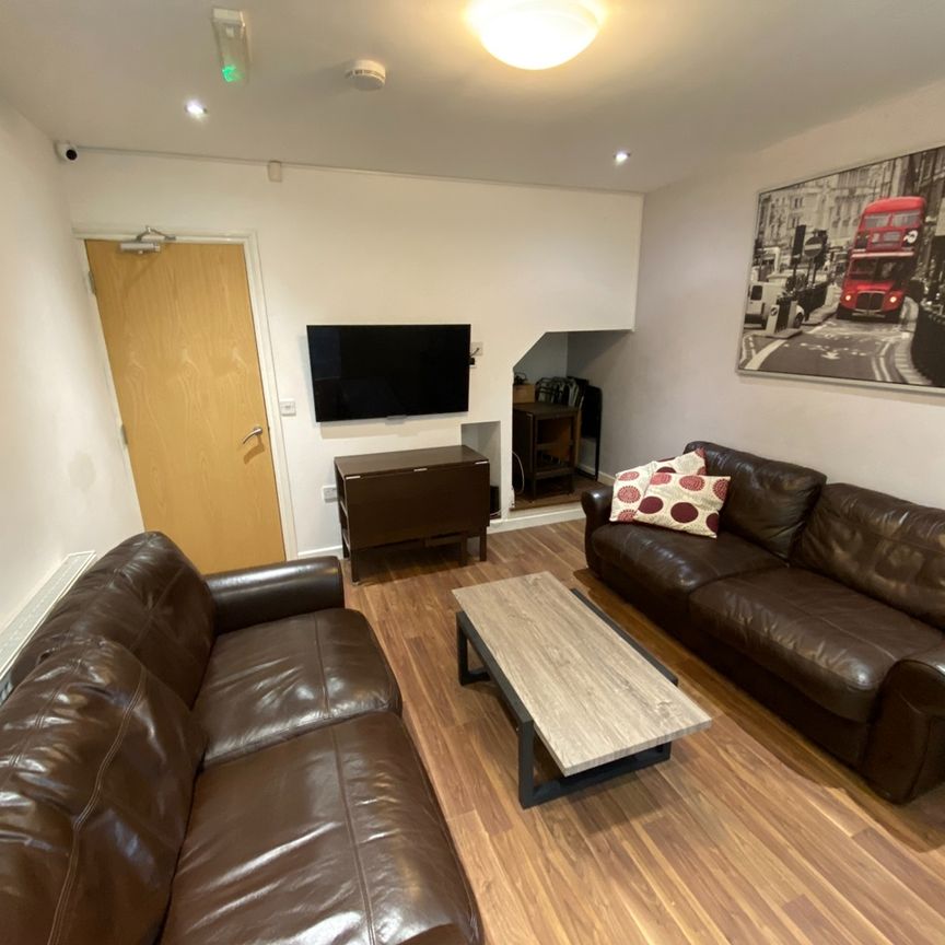 Room in a Shared House, Exeter Road, B29 - Photo 1