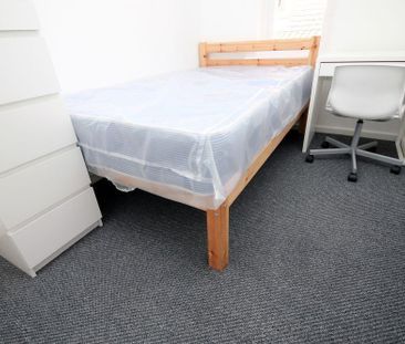 5 bedroom terraced house to rent - Photo 6