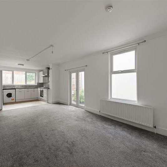 Brookbank Road, Lewisham, SE13 - Photo 1