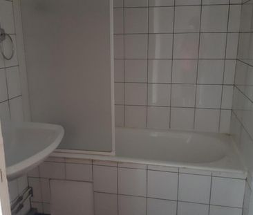 APPARTEMENT T1 A LOUER A LE COTEAU - Photo 1