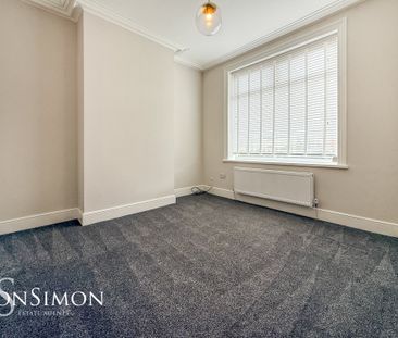 Bolton Road North, Ramsbottom - Photo 2