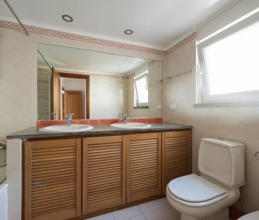3 Bedroom House with garden, Cobre, Cascais - Photo 6