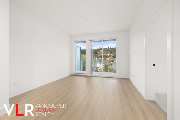 Condo in Port Moody, British Columbia - Photo 1