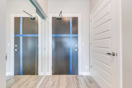 For Lease - 102 Grovewood Common, Oakville, Ontario - Photo 5