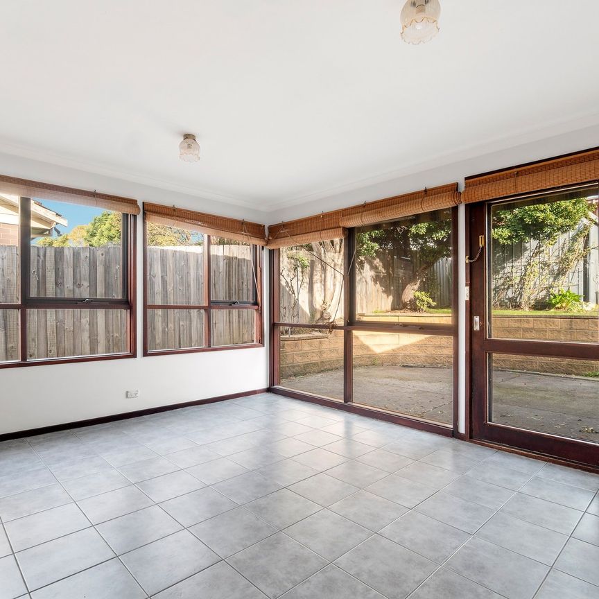 38 Latrobe Street, Bulleen - Photo 1