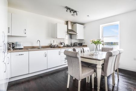 2 bedroom flat to rent - Photo 5