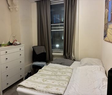 Room in a Shared Flat, Stafford Street, W1S - Photo 2