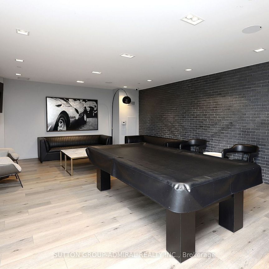 For Lease - 7 SMITH Crescent Unit# 323, Toronto, Ontario - Photo 1